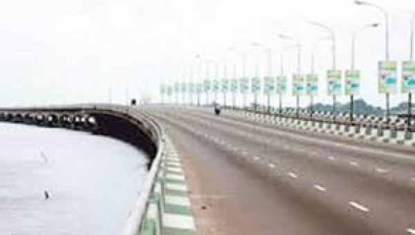 Third mainland bridge opens at midnight 31st January